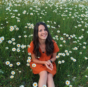 Meet your Posher, Adeline